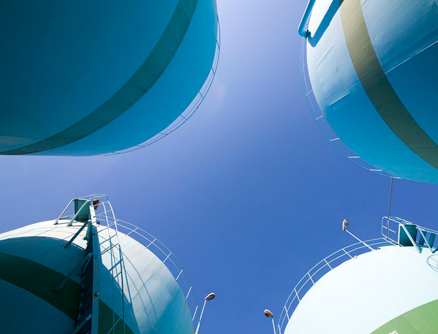 ?；饭咀?cè)